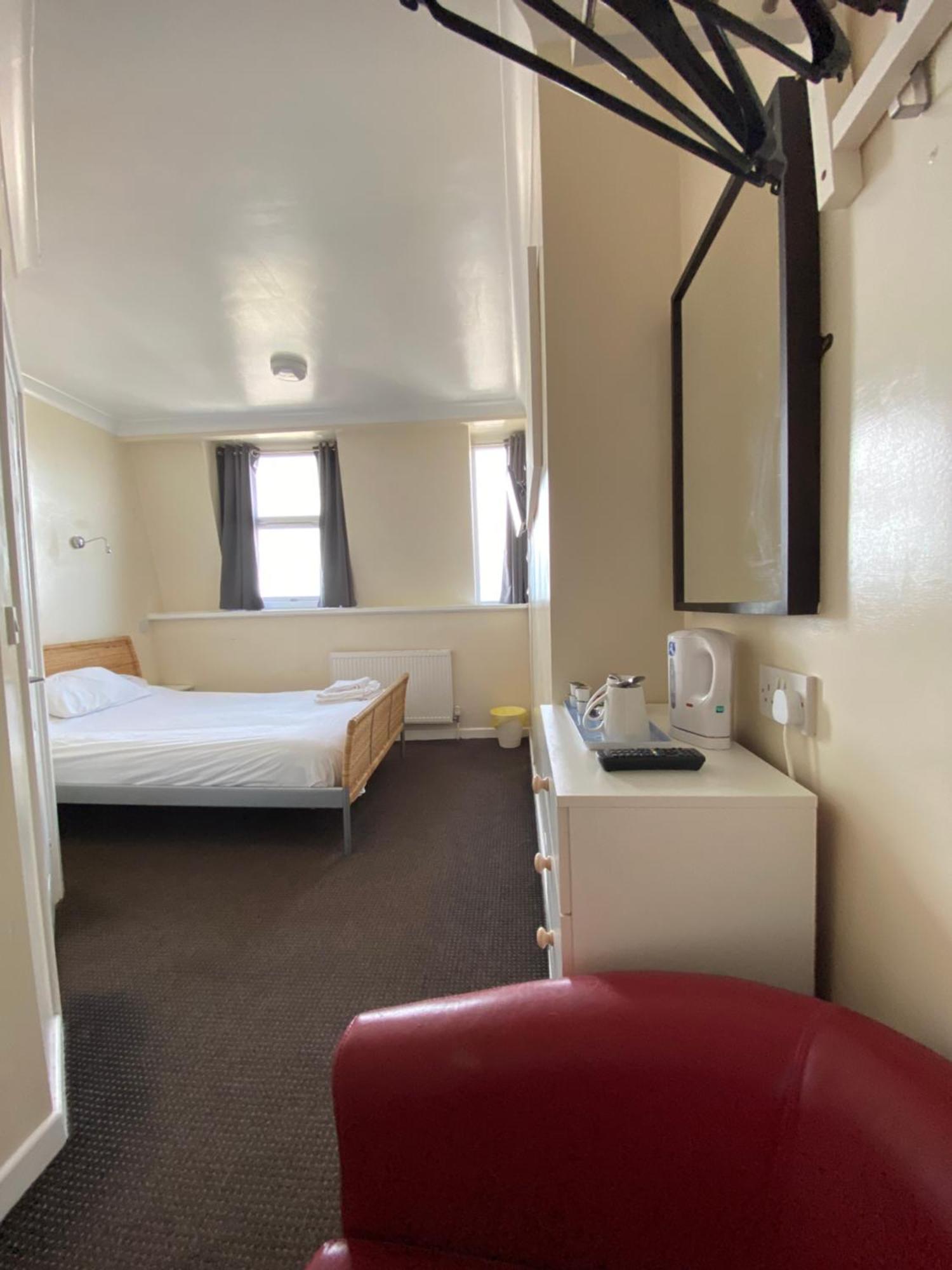 Hotel South 3*